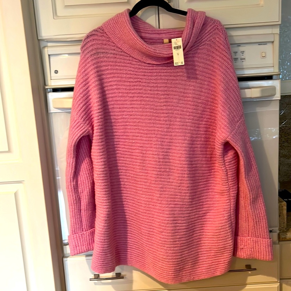 NWT size M pink Anthropologie turtle neck sweater